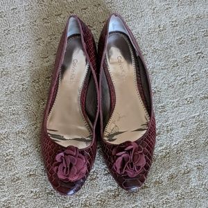 Calvin Klein leather flats size 7 flower detail